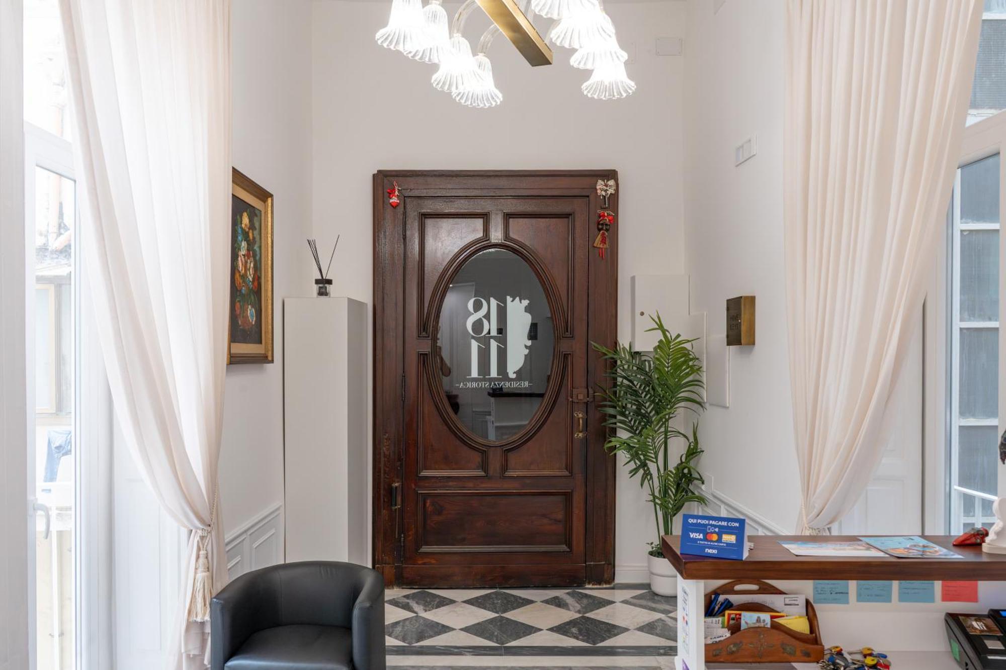 1811 Residenza Storica Bed & Breakfast Napoli Bagian luar foto